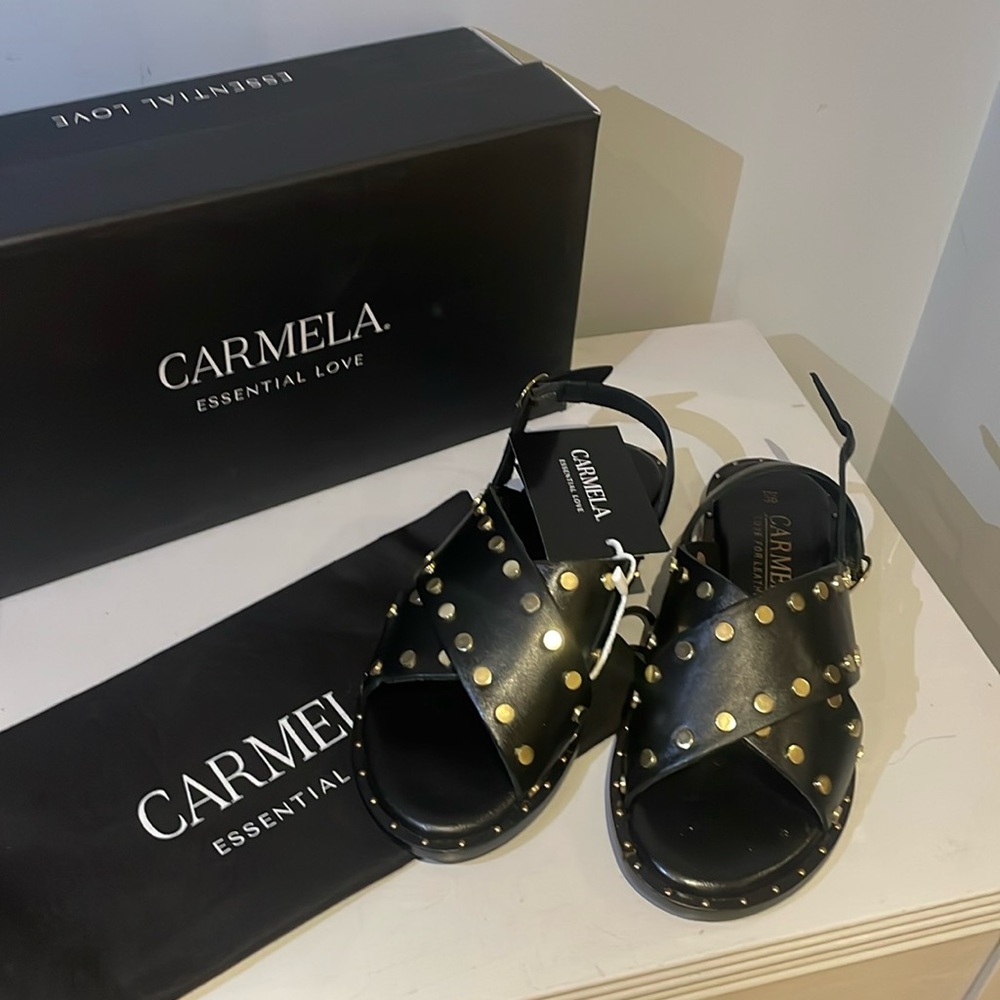 NWT Carmela Sandals - Size 36